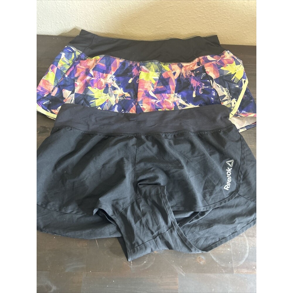 Reebok Women Size M Athletic Running Play Dry Shorts 3” Lot of 2